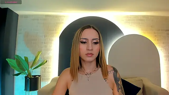 MollySundersX online show from September 30, 8:47 pm