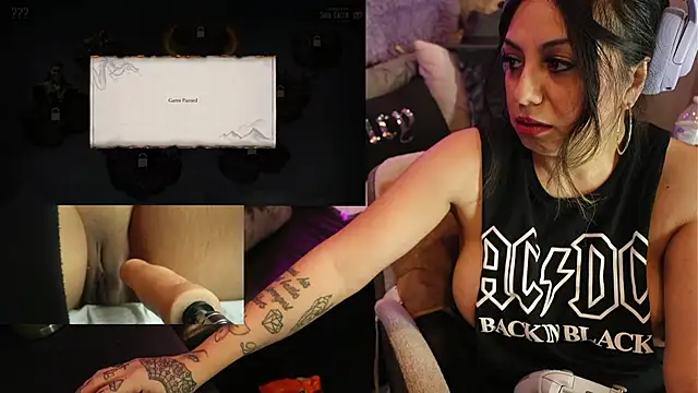 Snapshot of IndiaBlaze chatting on November 1, 4:03 am IndiaBlaze online show from November 1, 4:03 am