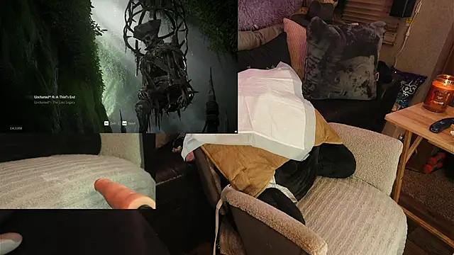 Snapshot of IndiaBlaze chatting on December 1, 2:38 am IndiaBlaze online show from December 1, 2:38 am