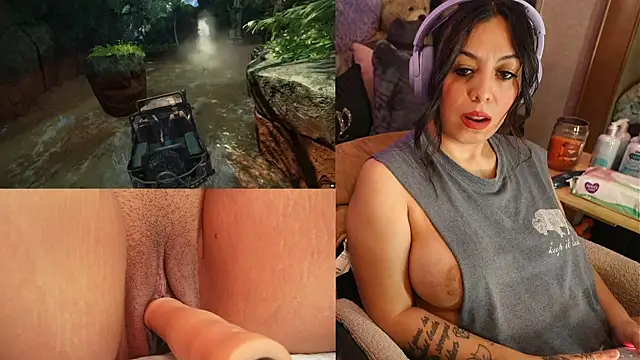 Snapshot of IndiaBlaze chatting on December 5, 2:42 am IndiaBlaze online show from December 5, 2:42 am