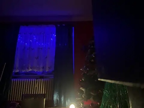 Snapshot of czruz chatting on December 19, 8:05 pm czruz online show from December 19, 8:05 pm