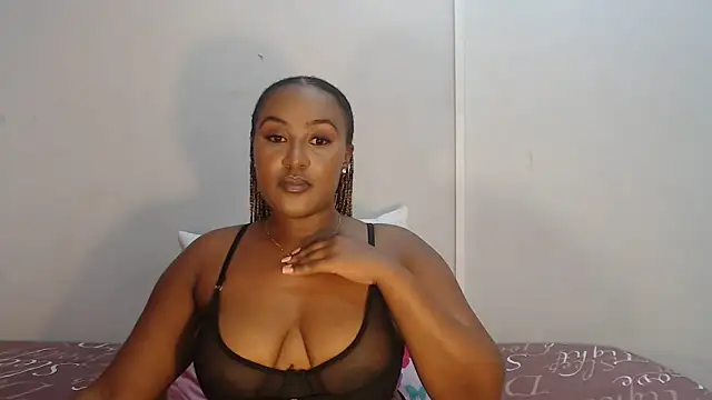 yummydoll97 online show from February 4, 7:20 pm