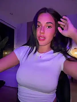 Snapshot of Lizhush_ chatting on February 16, 4:42 pm Lizhush  online show from February 16, 4:42 pm