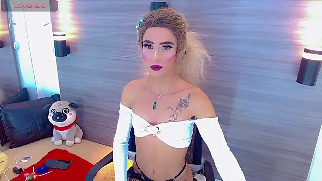 PriscilaRainbow online show from July 26, 4:36 pm