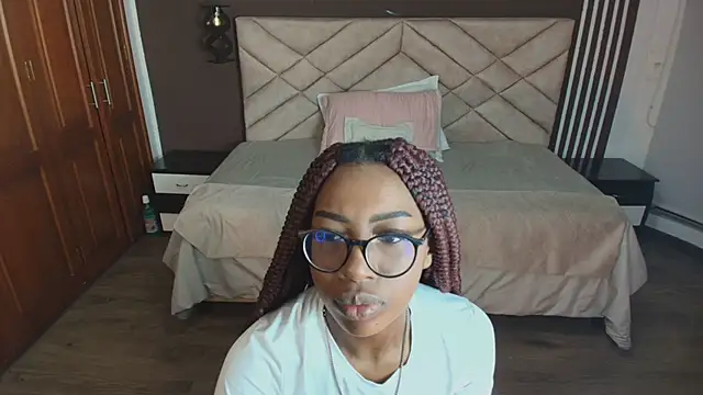 Raquel jones online show from March 14, 11:23 am