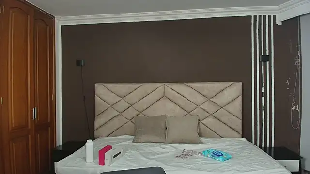 Raquel jones online show from September 20, 12:06 pm