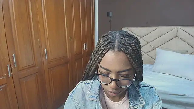 Raquel jones online show from October 22, 12:05 pm