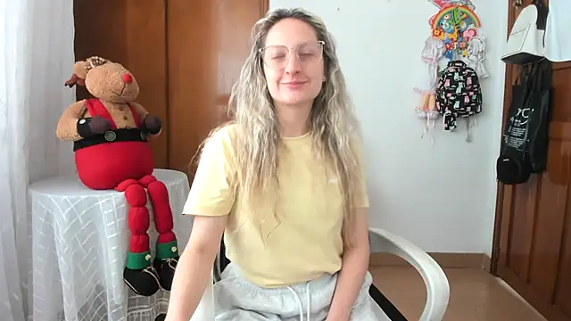 Adele johnsonn1 online show from January 13, 3:06 pm