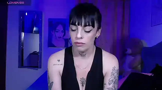 violett honney online show from March 20, 3:13 am