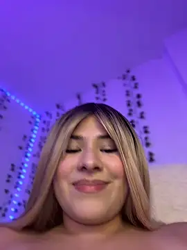 Snapshot of Grecia_21 chatting on January 24, 10:08 pm Grecia 21 online show from January 24, 10:08 pm