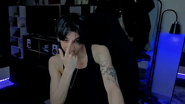 Snapshot of MarkBrowniii chatting on May 23, 1:04 pm MarkBrowniii online show from May 23, 1:04 pm