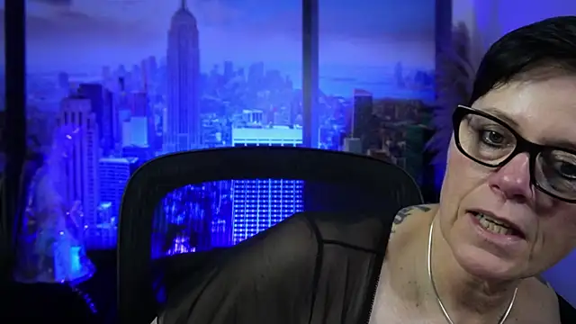 ninarandmann online show from December 1, 6:57 pm