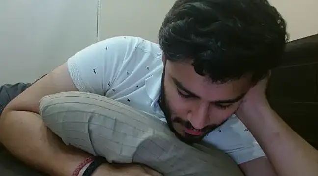 robintoit online show from December 5, 3:26 am