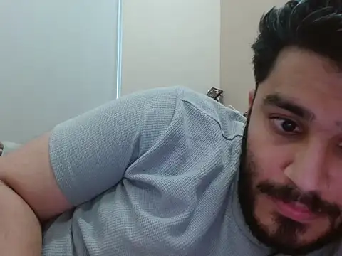 robintoit online show from September 27, 3:44 am