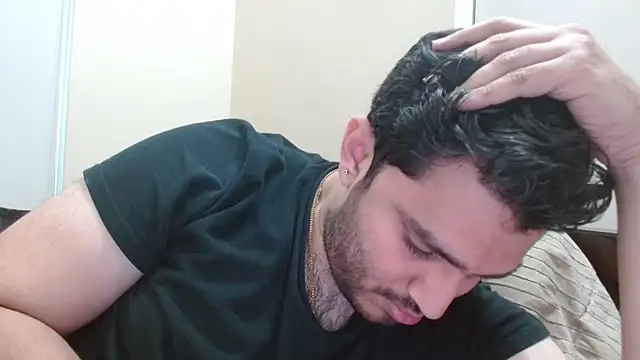 robintoit online show from November 26, 6:14 am