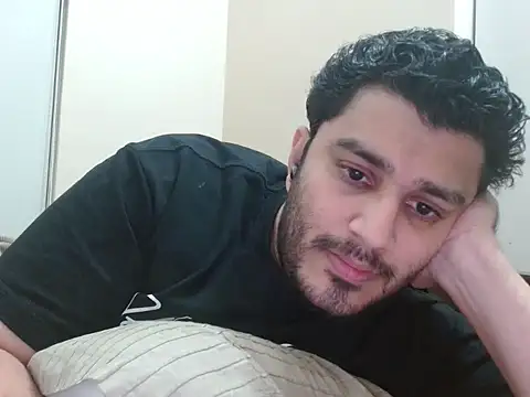 robintoit online show from December 4, 3:10 pm