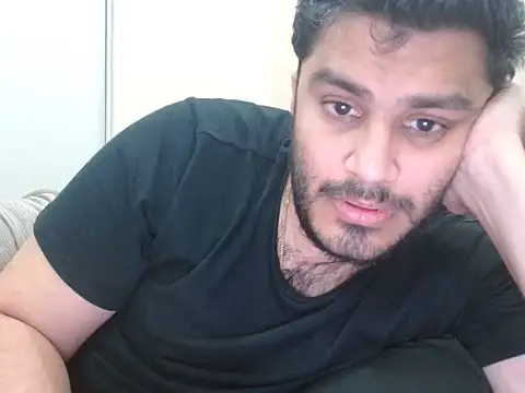 Snapshot of robintoit chatting on July 9, 4:55 pm robintoit online show from July 9, 4:55 pm