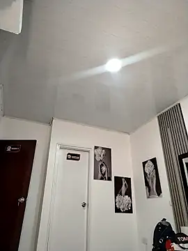 Natasha milf   online show from April 12, 12:37 am