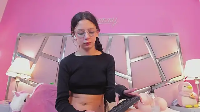 Bonniepark online show from March 7, 6:11 pm