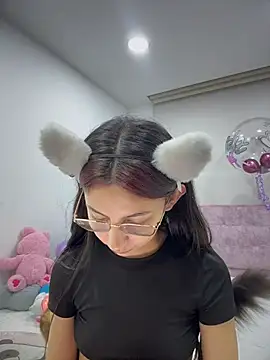 Bonniepark online show from March 11, 12:05 am