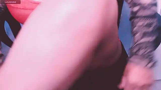 Snapshot of foxypam chatting on October 8, 1:14 am foxypam online show from October 8, 1:14 am