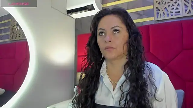 hanny milf online show from March 1, 11:39 am