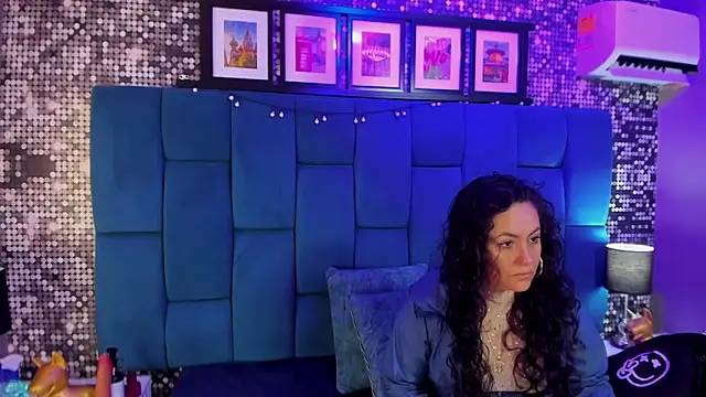 hanny milf online show from January 9, 11:35 am