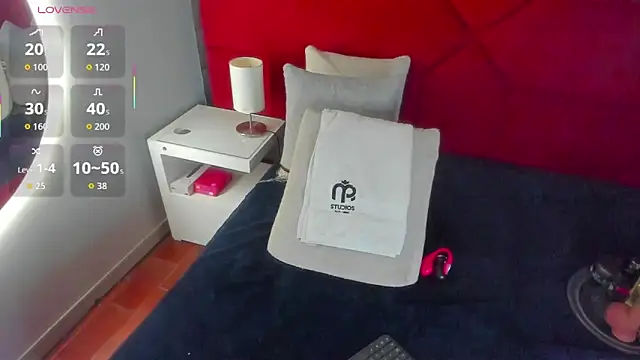 hanny milf online show from April 12, 1:54 am