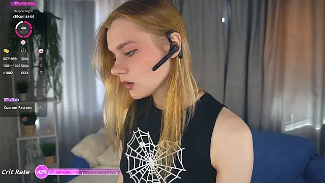 Snapshot of MariamAven chatting on September 14, 6:01 am MariamAven online show from September 14, 6:01 am