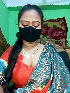 Idhika Paul online show from February 26, 6:32 pm