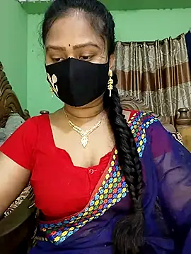 Idhika Paul online show from March 20, 4:31 pm