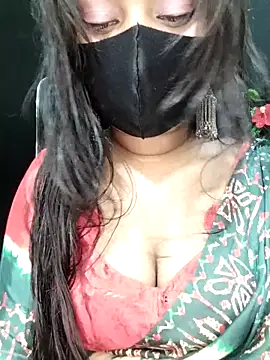 Idhika Paul online show from November 2, 6:32 pm