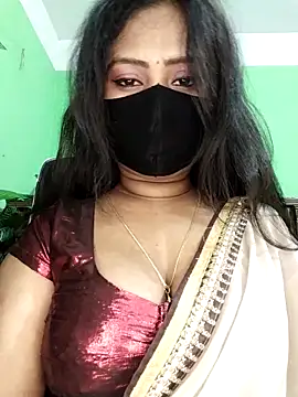 Idhika Paul online show from February 17, 6:03 pm