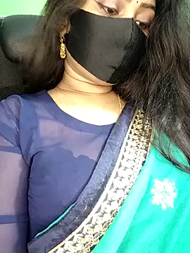 Snapshot of Idhika_Paul chatting on March 8, 2:04 am Idhika Paul online show from March 8, 2:04 am