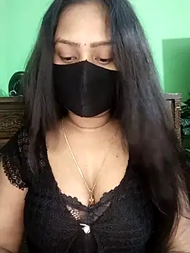 Snapshot of Idhika_Paul chatting on March 18, 8:01 pm Idhika Paul online show from March 18, 8:01 pm