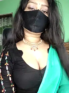 Snapshot of Idhika_Paul chatting on April 4, 3:49 am Idhika Paul online show from April 4, 3:49 am