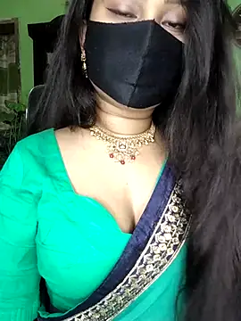 Snapshot of Idhika_Paul chatting on April 15, 1:45 am Idhika Paul online show from April 15, 1:45 am