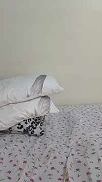 MaskedGQ online show from November 8, 1:44 pm