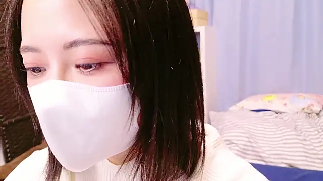 Snapshot of Nonchan_ chatting on December 17, 1:49 pm Nonchan  online show from December 17, 1:49 pm