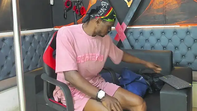 Terrance z online show from October 27, 7:51 pm