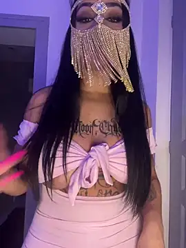 kamila french online show from February 24, 9:24 pm