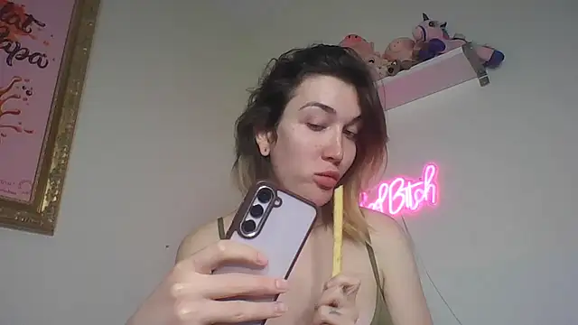 Icy  Diamond online show from September 24, 8:01 pm