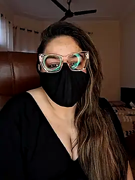 SEXY-Sardarni online show from December 15, 9:35 am