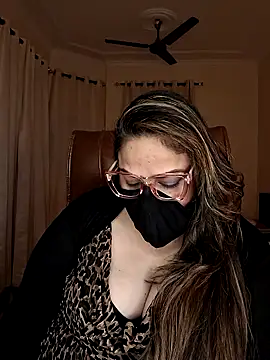 SEXY-Sardarni online show from January 30, 3:08 pm