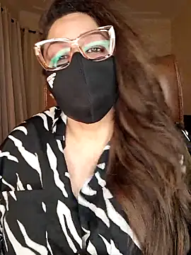 SEXY-Sardarni online show from May 12, 2:47 pm