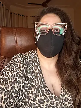 SEXY-Sardarni online show from May 13, 2:36 pm