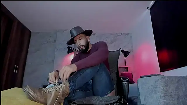 Snapshot of bruno_woods chatting on November 28, 11:46 am bruno woods online show from November 28, 11:46 am