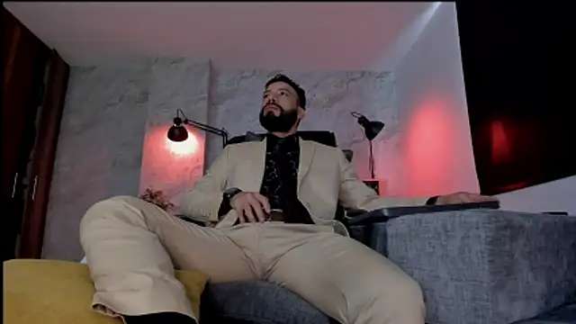 Snapshot of bruno_woods chatting on November 30, 12:42 pm bruno woods online show from November 30, 12:42 pm