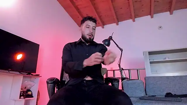 bruno woods online show from April 4, 11:35 pm