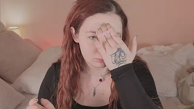 carolina elf online show from November 14, 12:48 pm